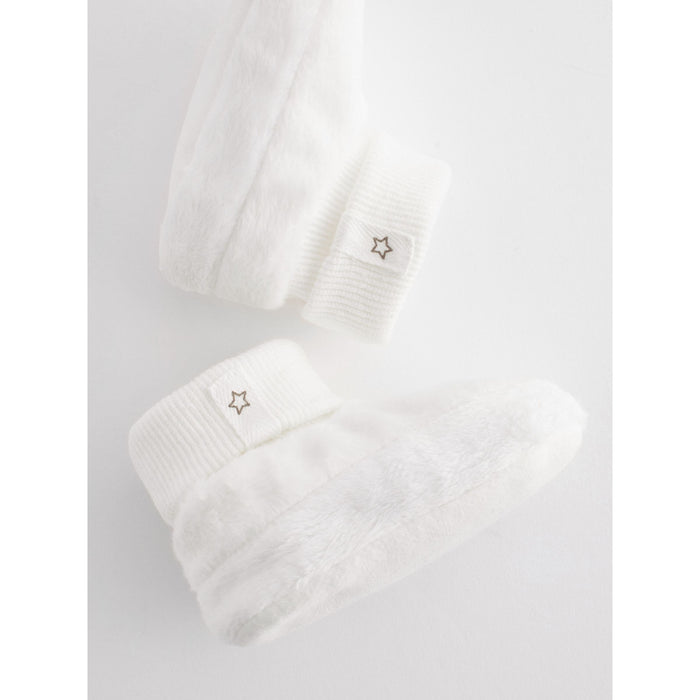 Vit – Mysiga Baby Booties (0–18 månader)