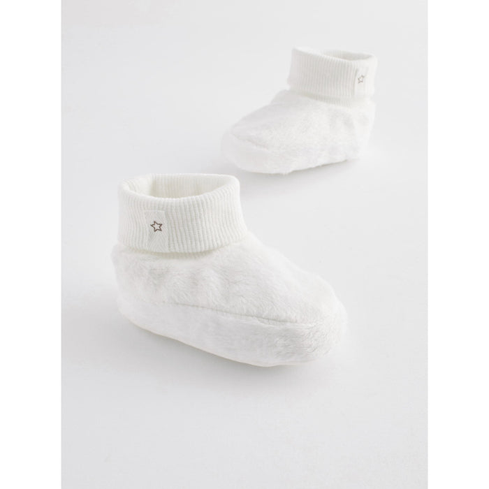 Vit – Mysiga Baby Booties (0–18 månader)